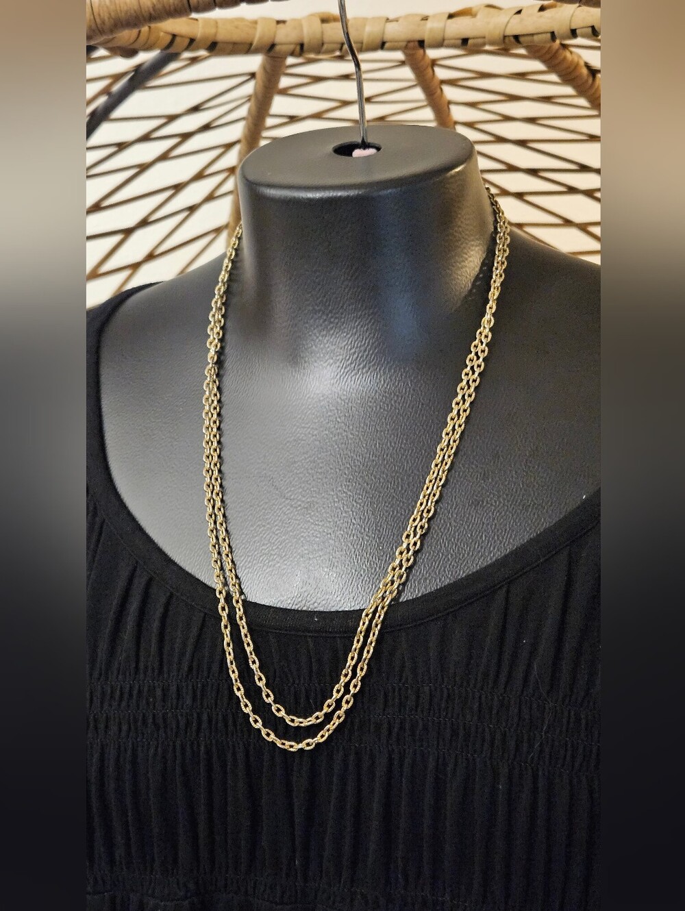 Gold Tone Infinity Chain - Picture 2 of 4